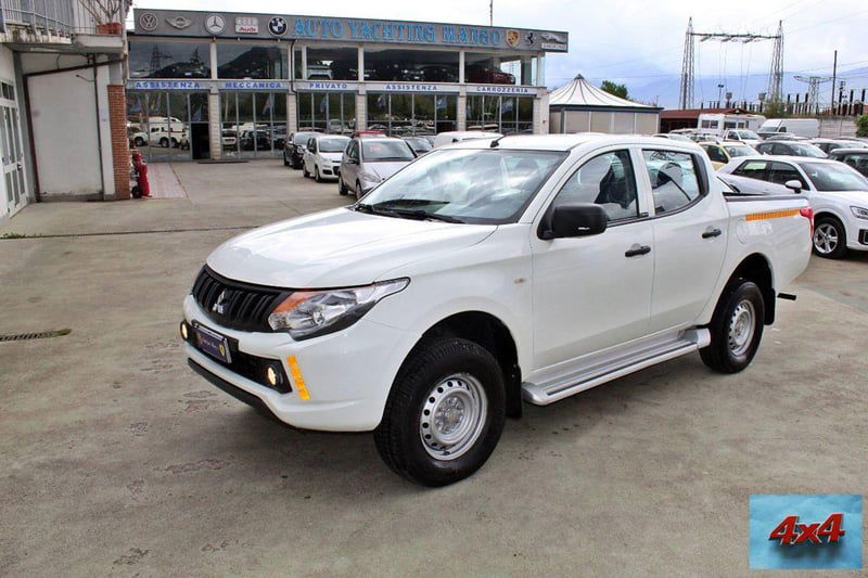Mitsubishi L200 2.4 DI-D/154CV Club Cab Invite