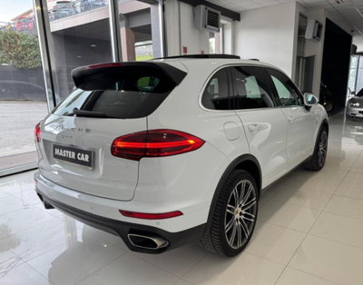 Porsche Cayenne 3.0 Diesel (4)
