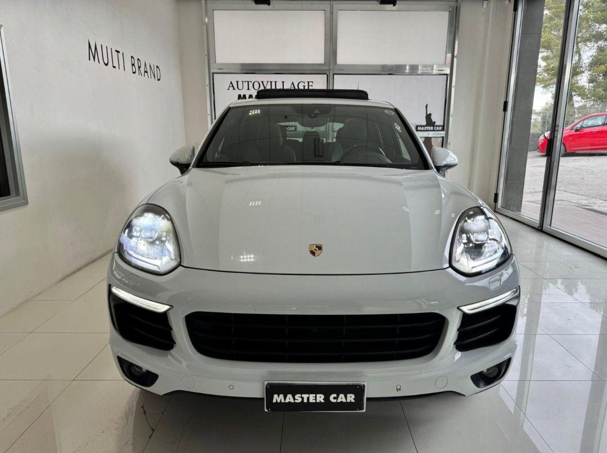 Porsche Cayenne 3.0 Diesel (5)