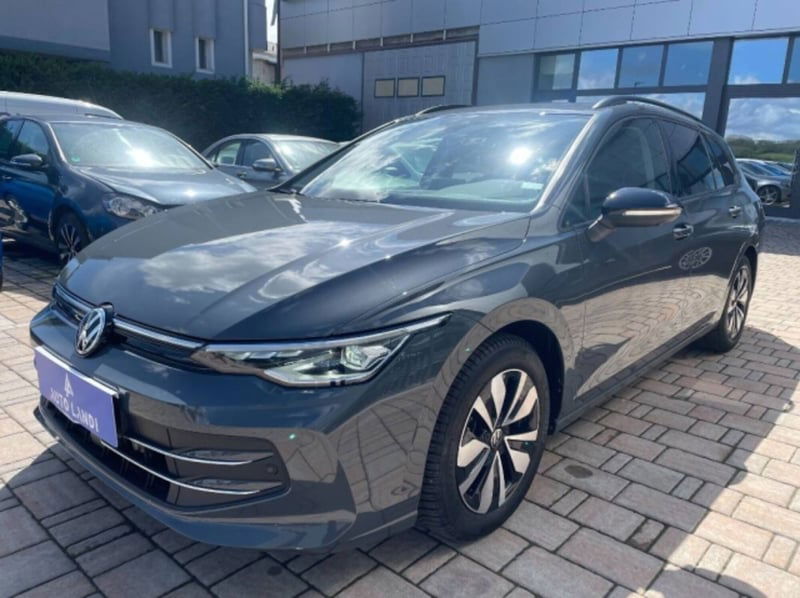 Volkswagen Golf Variant 1.5 eTSI 150 CV EVO ACT DSG R-Line