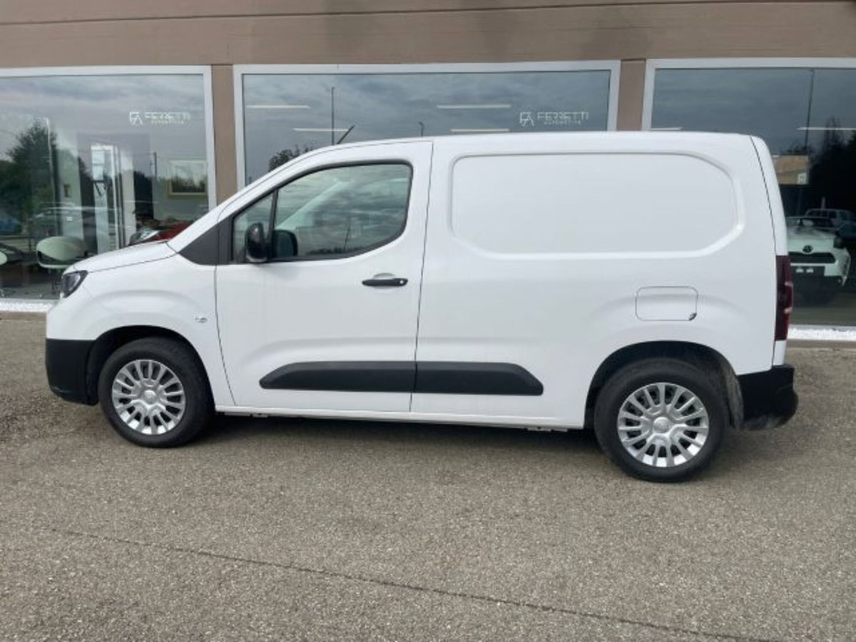 Toyota Proace City City 1.2 110 CV S&S PC 4p. Active