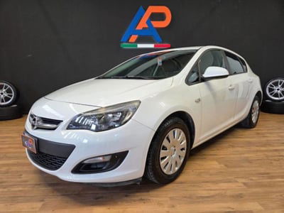 Opel Astra 1.7 CDTI 110CV 4 porte Cosmo usata