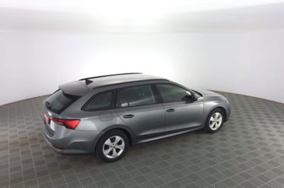 Skoda Octavia Station Wagon 2.0 TDI EVO SCR DSG Wagon Executive usata
