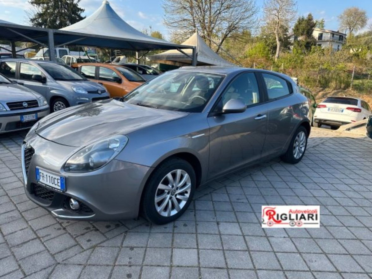 Alfa Romeo Giulietta 1.6 JTDm Super 120cv (12)