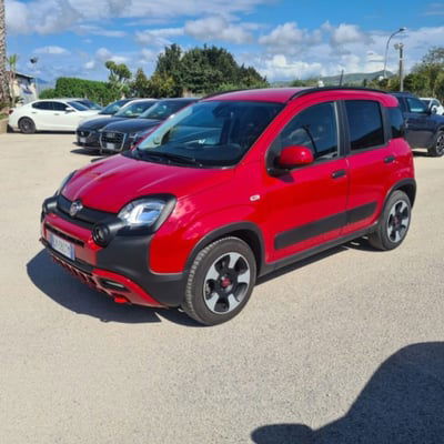 Fiat Panda Cross 1.0 firefly hybrid Cross s&s 70cv 5p.ti usata