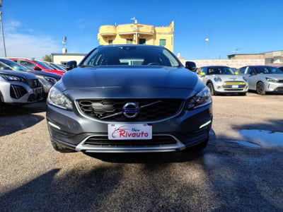Volvo V60 Cross Country D3 Geartronic Pro usata