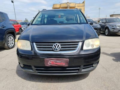 Volkswagen Touran TDI 136CV Highline usata