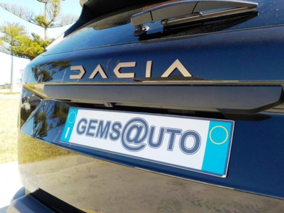 Dacia Duster 1.6 hybrid Extreme 140cv (15)