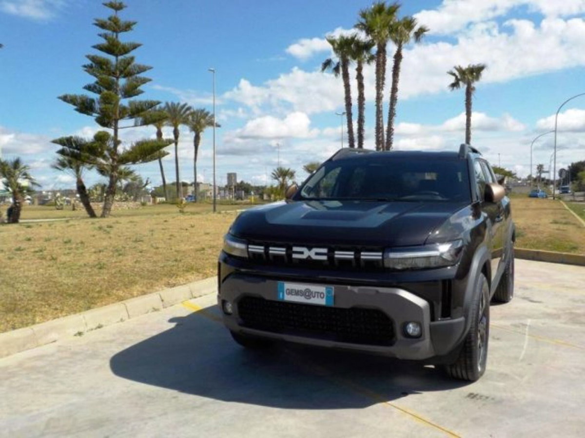 Dacia Duster 1.6 hybrid Extreme 140cv (2)