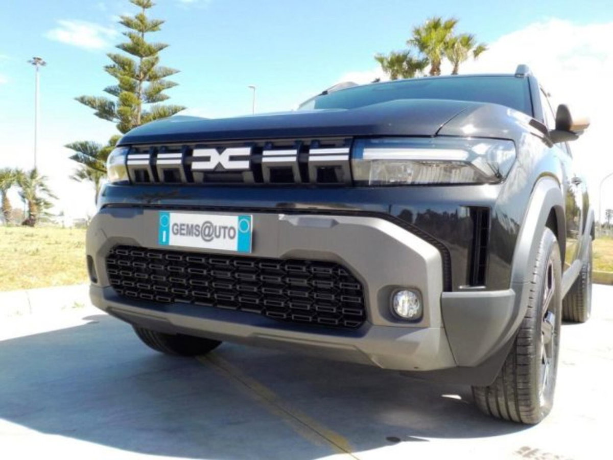 Dacia Duster 1.6 hybrid Extreme 140cv (4)