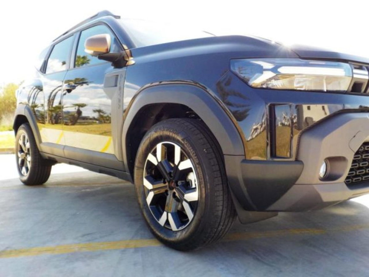 Dacia Duster 1.6 hybrid Extreme 140cv (5)