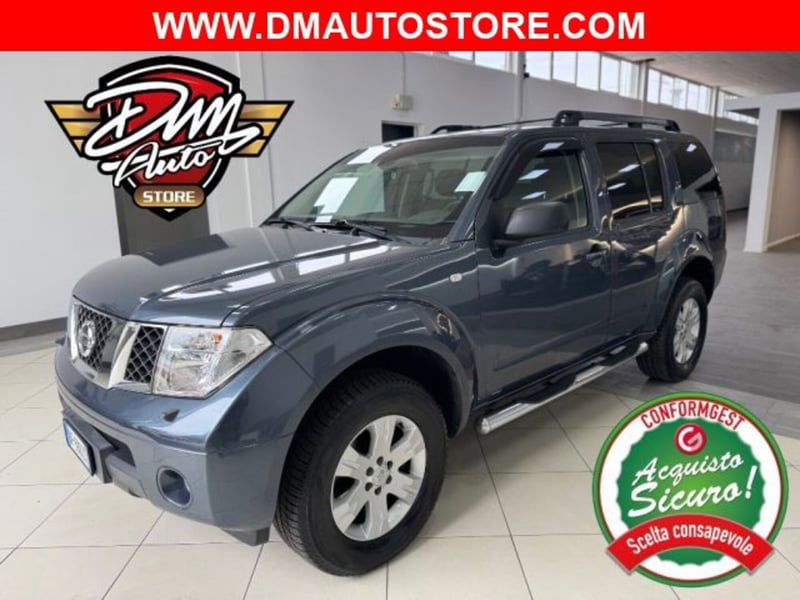 Nissan Pathfinder dCi SE 