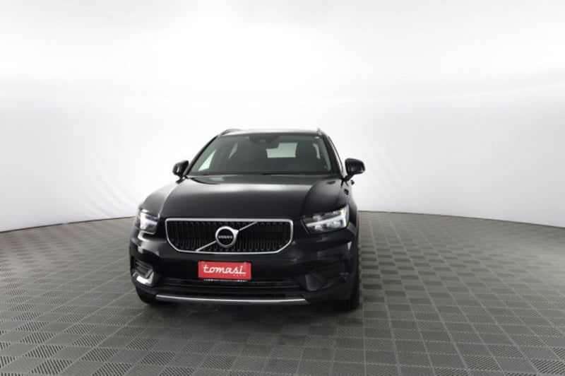 Volvo XC40 D3 AWD Geartronic Momentum