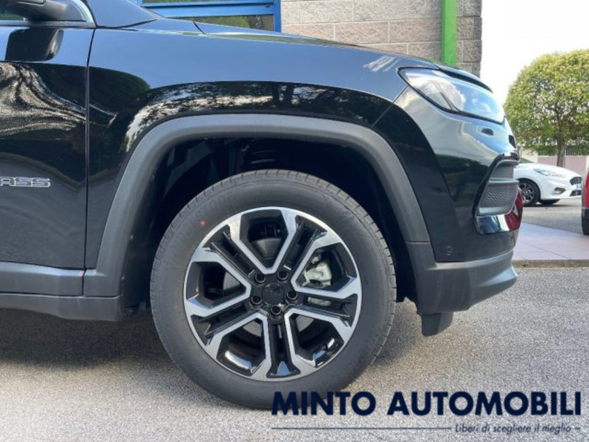Jeep Compass 1.6 mjt Limited 2wd 130cv (3)