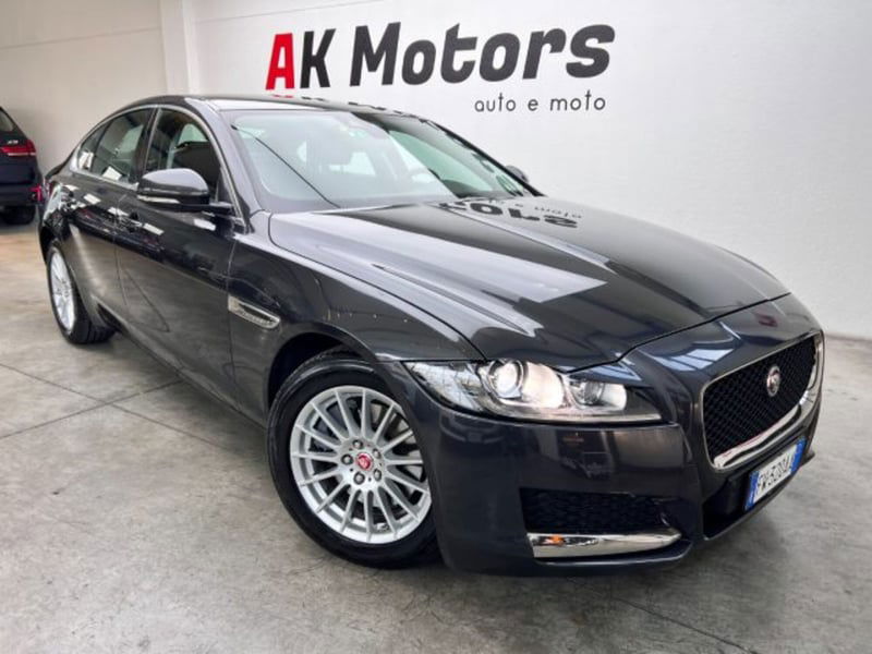 Jaguar XF 2.0 D 180 CV aut. Prestige