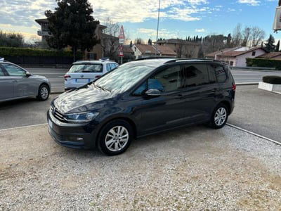 Volkswagen Touran 2.0 TDI 115 CV DSG Business BlueMotion Technology usata
