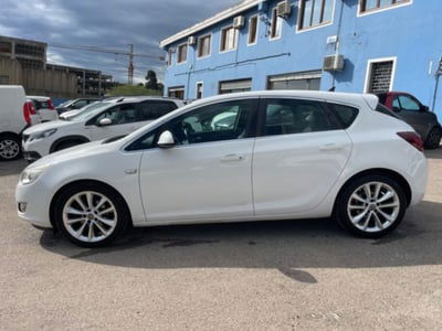 Opel Astra 1.7 CDTI 125CV 5 porte Cosmo usata