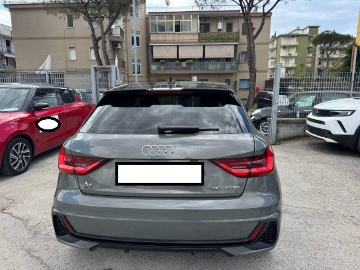 Audi A1 Sportback 30 TFSI S tronic S line edition (3)