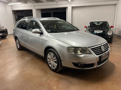 Volkswagen Passat Variant 2.0 TDI DPF 4mot. Highline  usata
