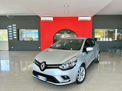 Renault Clio dCi 8V 90 CV EDC 5 porte Moschino Intens usata