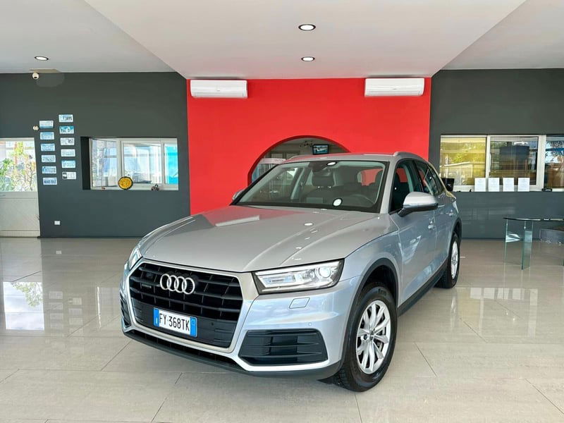 Audi Q5 35 TDI quattro S tronic Business Design