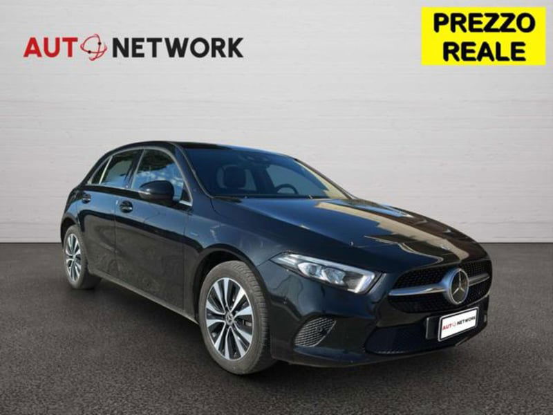 Mercedes-Benz Classe A Sedan 250 e Automatic EQ-Power 4p. Business