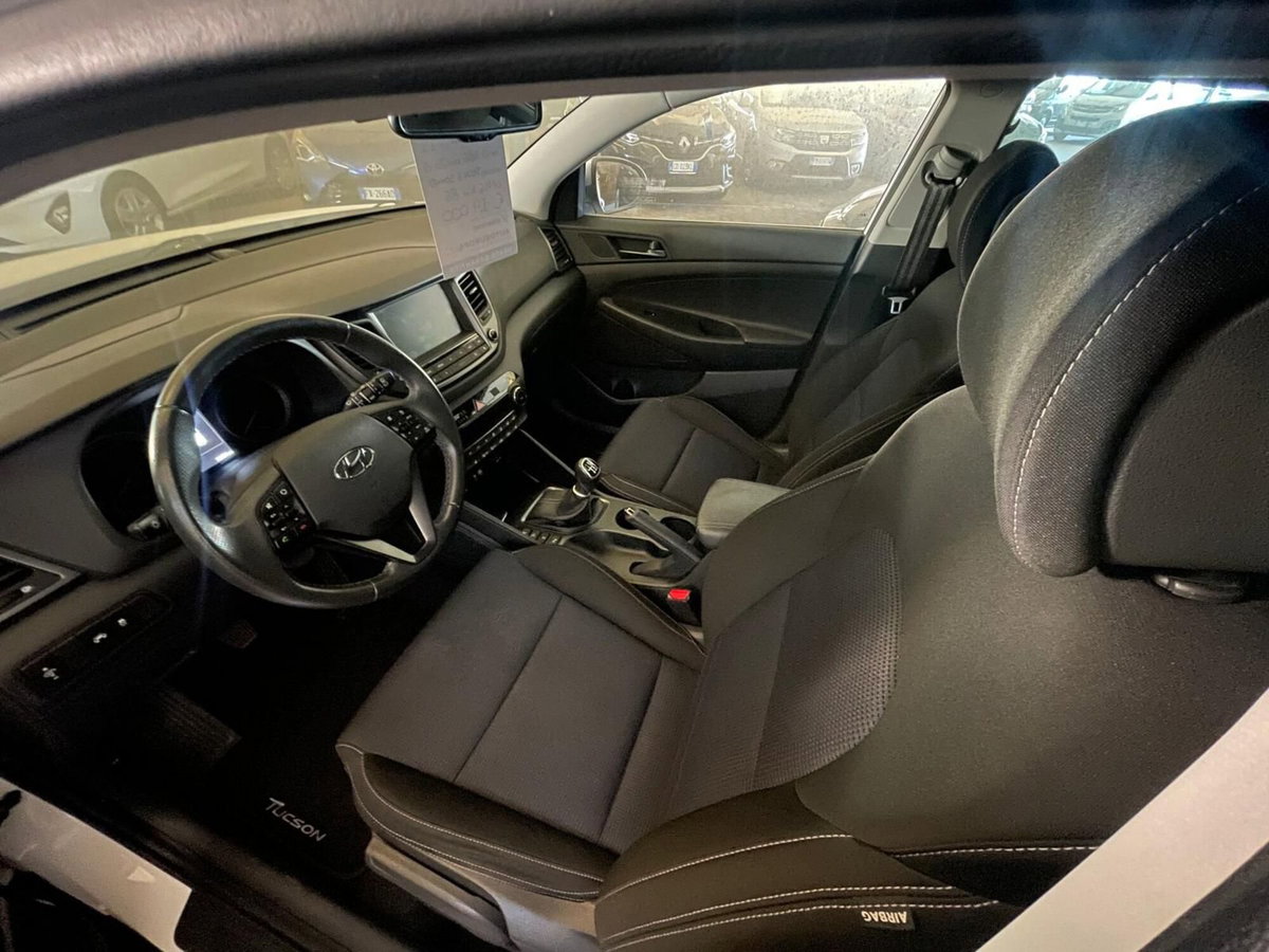 Hyundai Tucson 1.7 CRDi Sound Edition (6)