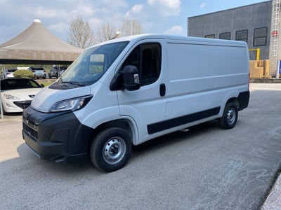 Peugeot Boxer Furgone 330 L2H1 2.2 bluehdi 120cv S&S nuovo