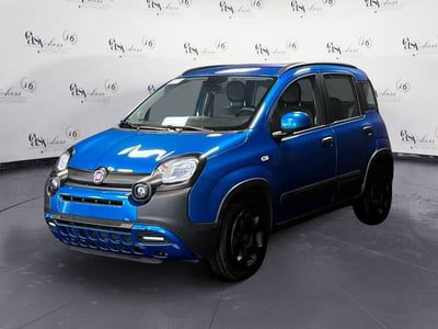 Fiat Panda 1.0 FireFly S&S Hybrid City Cross usata