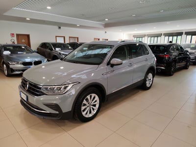 Volkswagen Tiguan 2.0 TDI 150 CV SCR DSG 4MOTION Life usata