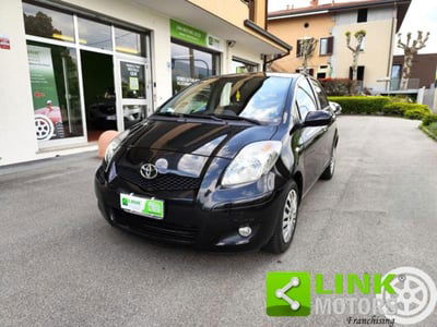 Toyota Yaris 1.3 5 porte Sol usata