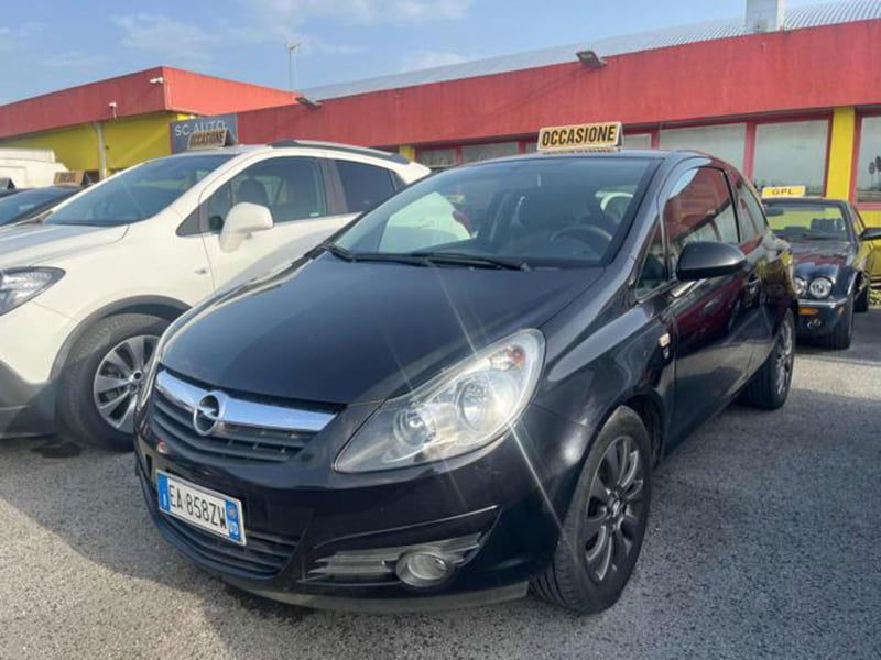 Opel Corsa 1.2 3 porte Sport