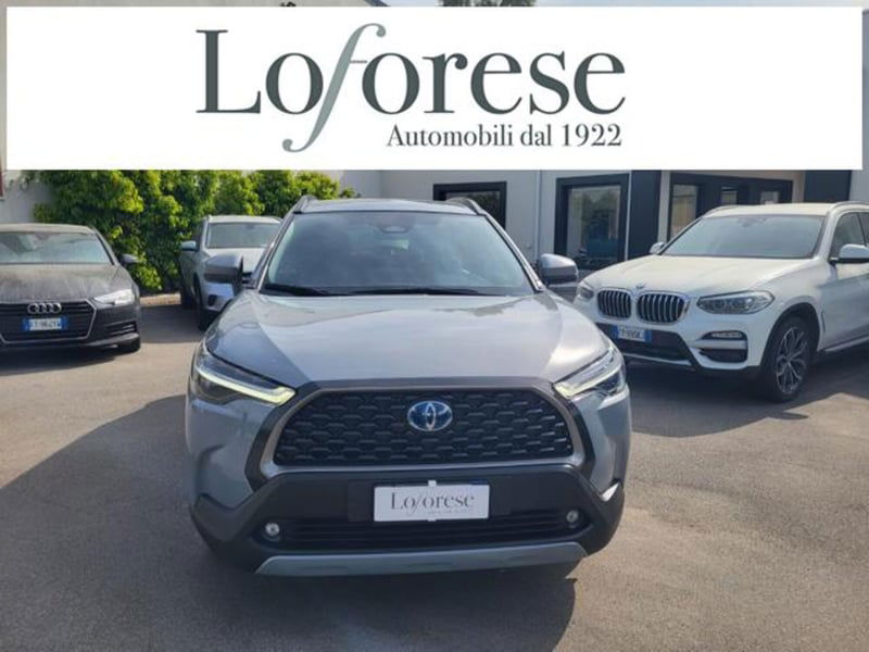 Toyota Corolla Cross Hybrid 2.0 Hybrid 197 CV E-CVT Lounge Light