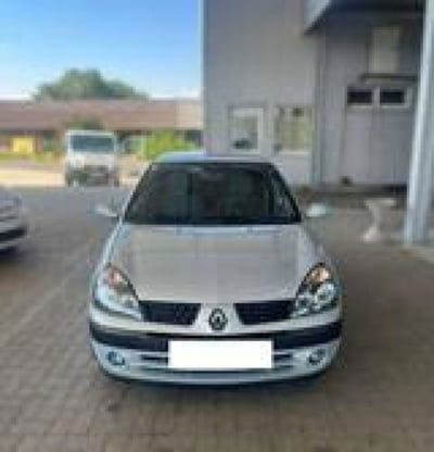 Renault Clio 1.2 16V 3 porte usata