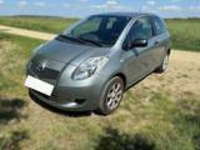 Toyota Yaris 1.0 5 porte usata