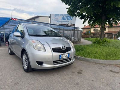 Toyota Yaris 1.0 3 porte Sol usata