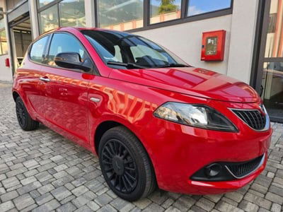 Lancia Ypsilon 1.0 FireFly 5 porte S&S Hybrid Ecochic Silver
