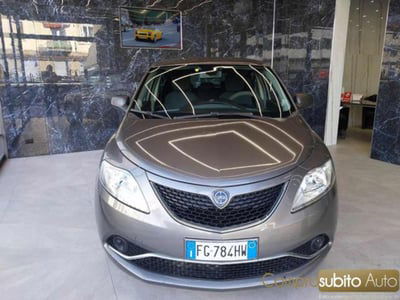 Lancia Ypsilon 1.2 69 CV 5 porte GPL Ecochic Gold usata