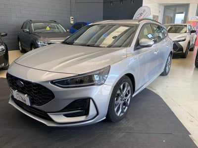 Ford Focus Station Wagon 1.0 EcoBoost 125 CV Start&Stop SW ST Line usata