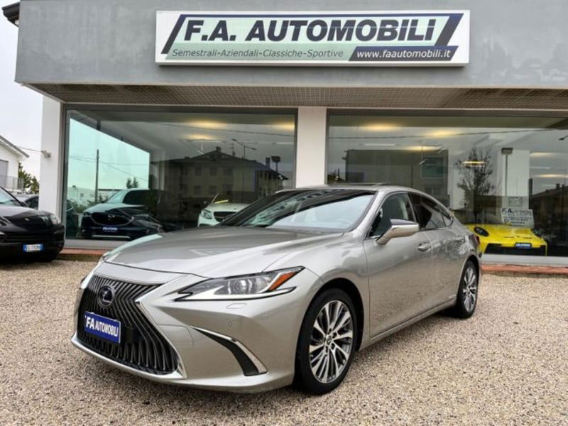 Lexus ES Hybrid FSport
