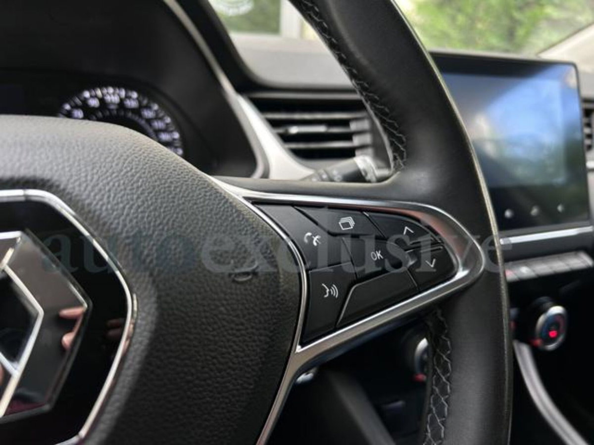 Renault Captur TCe 100 CV GPL FAP Intens (13)