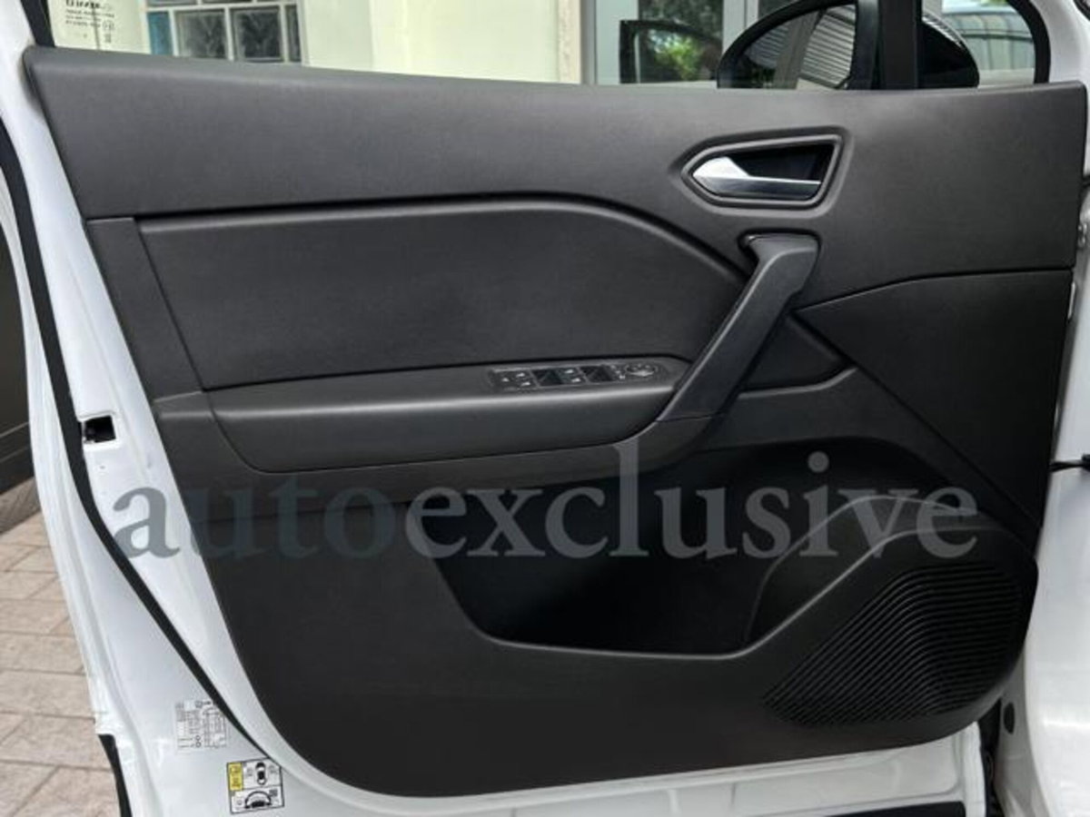 Renault Captur TCe 100 CV GPL FAP Intens (5)