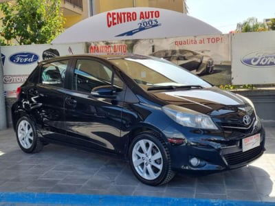 Toyota Yaris 1.3 5 porte Lounge usata