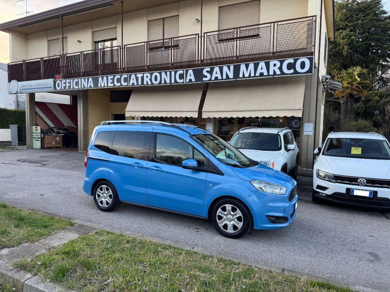Ford Tourneo Courier 1.5 TDCI 75 CV Plus