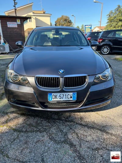 BMW Serie 3 318i cat Attiva usata