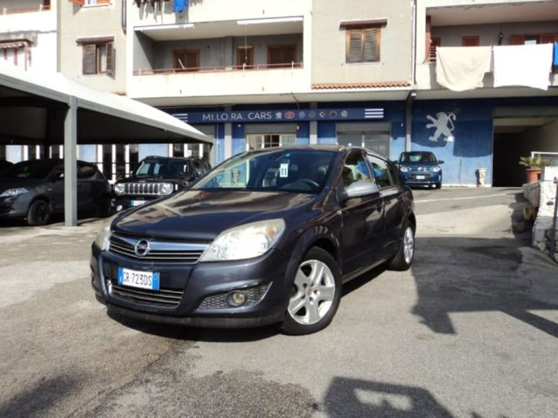 Opel Astra 1.7 CDTI 110CV 5 porte Enjoy