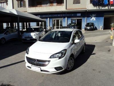 Opel Corsa 1.2 5 porte usata