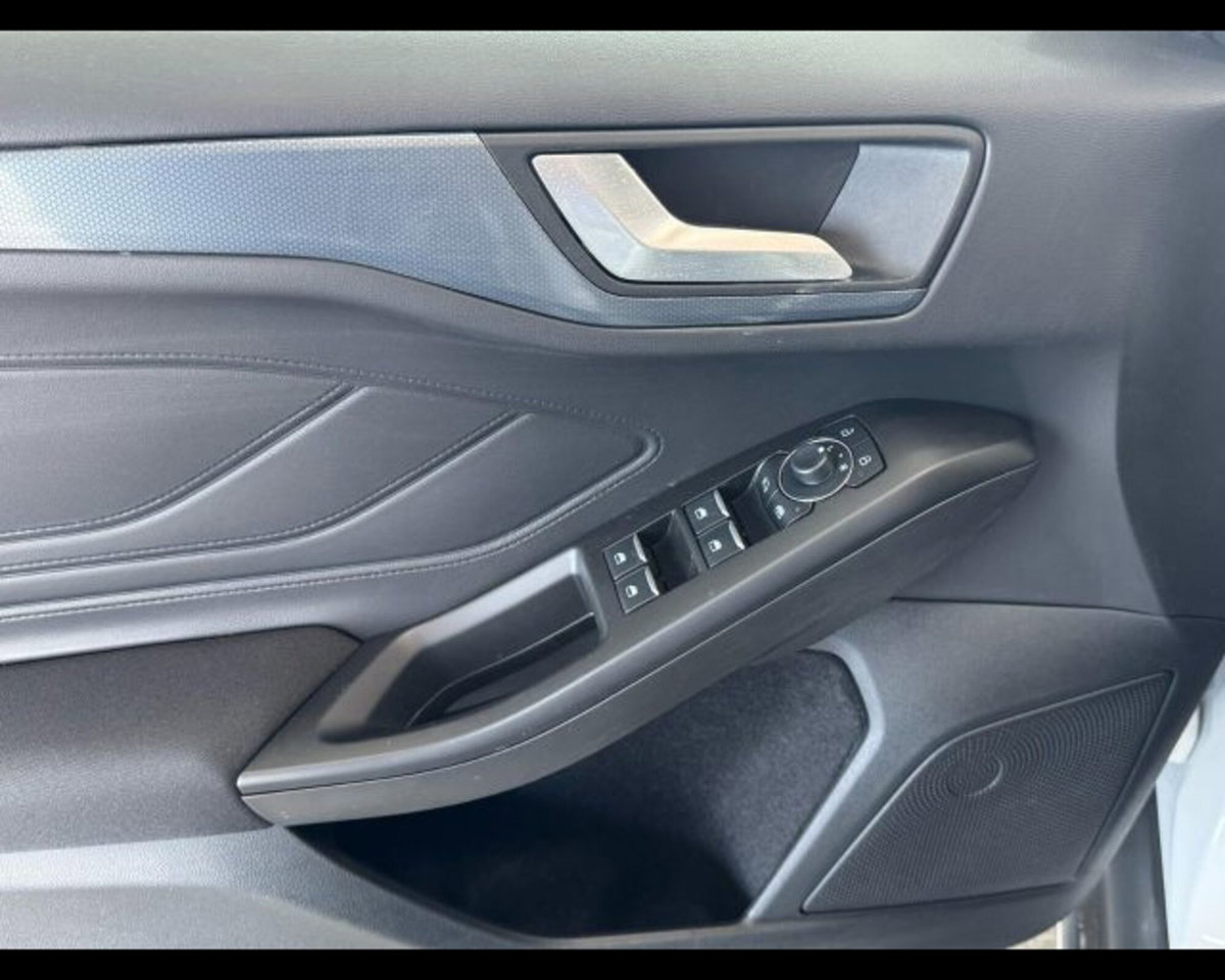 Ford Focus Station Wagon 1.5 EcoBlue 115 CV automatico SW Active Design (14)