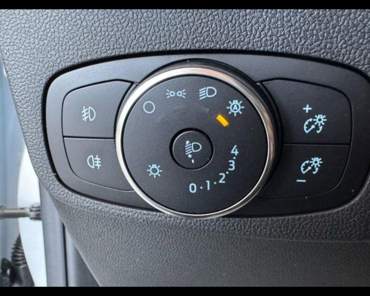 Ford Focus Station Wagon 1.5 EcoBlue 115 CV automatico SW Active Design (16)