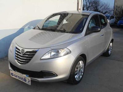 Lancia Ypsilon 1.2 69 CV 5 porte Gold usata